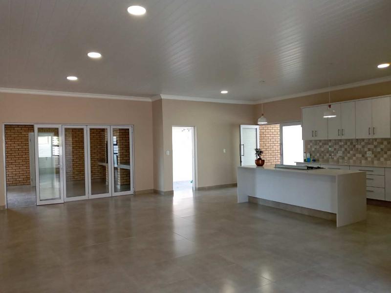 4 Bedroom Property for Sale in Menkenkop Western Cape